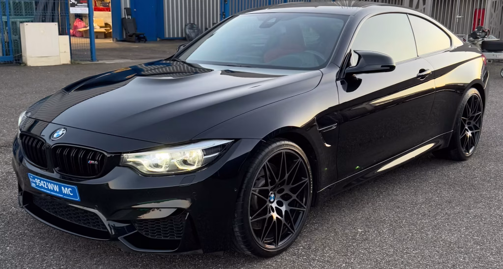 1cf6b4_8cd1ce2724b84a1797ffbdaa7a993d55~mv2.png nettoyage extérieur et polissage BMW M4